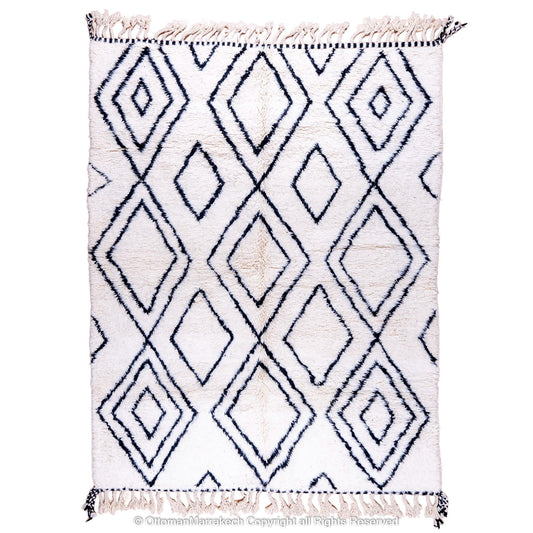 Bold Diamond Moroccan Wool Rug with Geometric Berber Design