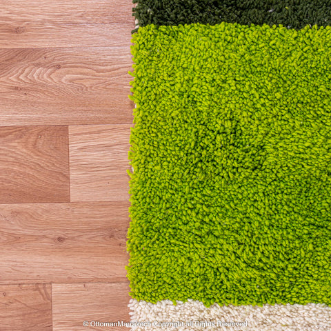 Modern Geometric Green and White Wool Rug Modern Geometric Green and White Wool Rug