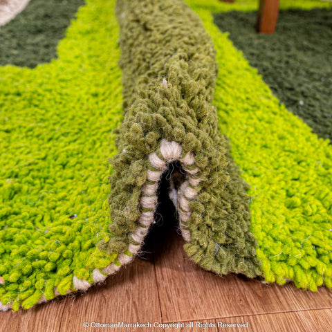 Modern Geometric Green and White Wool Rug Modern Geometric Green and White Wool Rug