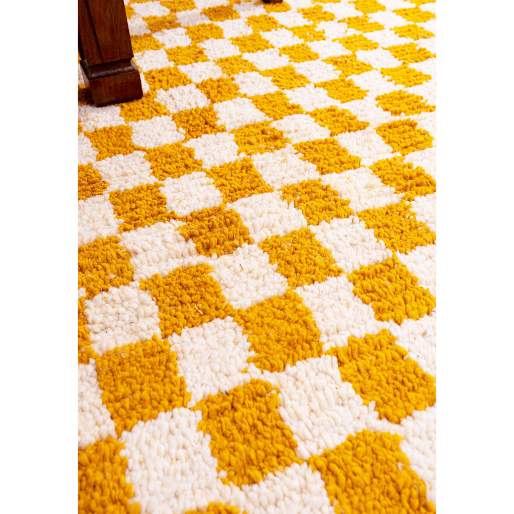 Golden Checkered Moroccan Wool Rug – Handwoven Geometric Design