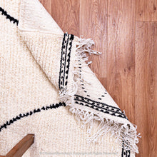 Load image into Gallery viewer, Bohemian Beni Ourain Moroccan Wool Rug – Simple Black and White Diamond Lattice Design