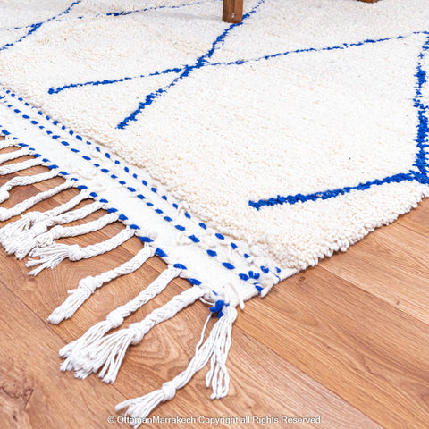 White Beni Ourain Moroccan Wool Rug with Blue Diamond Lattice Pattern