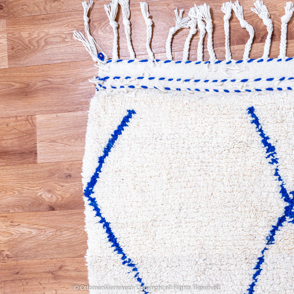 White Beni Ourain Moroccan Wool Rug with Blue Diamond Lattice Pattern