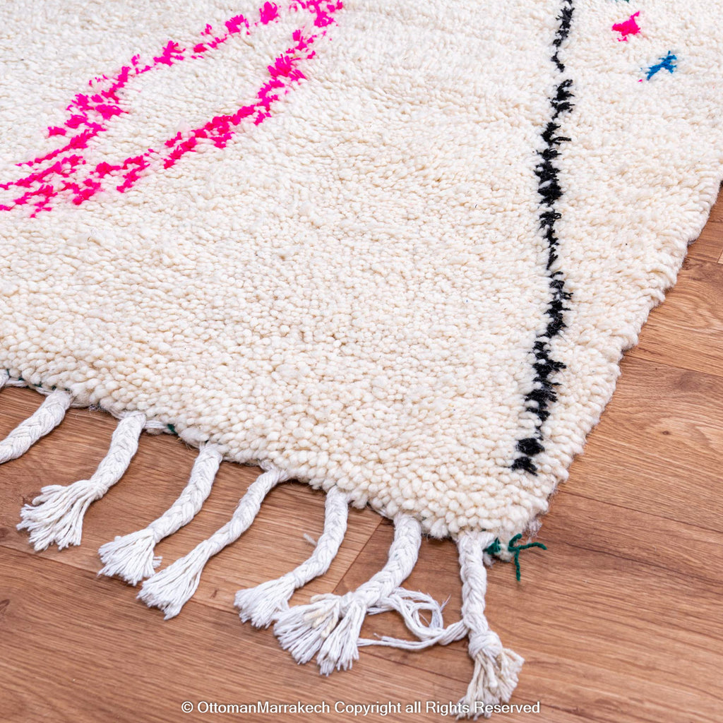 Moroccan Beni Ourain Rug: Cozy Comfort and Contemporary Style