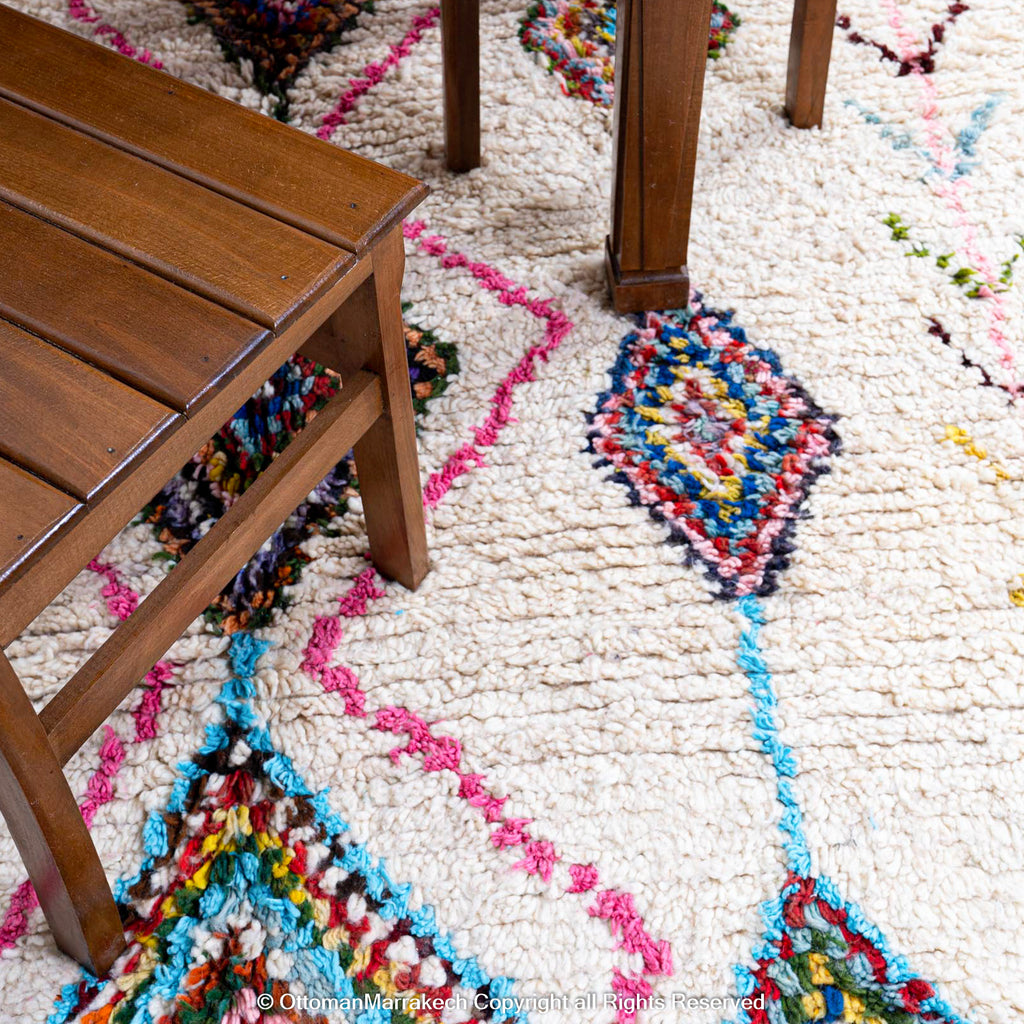 Moroccan Lattice Rug: Elegant Pattern for Modern Interiors