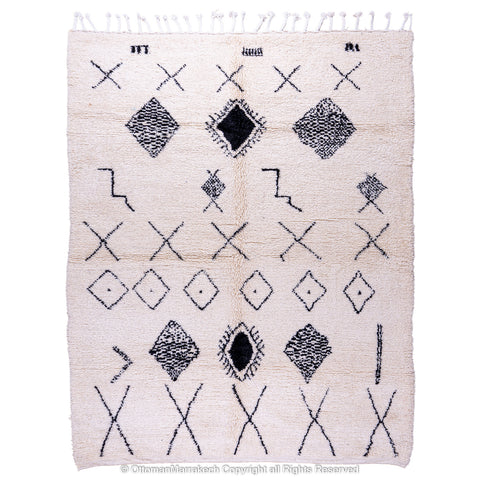 Classic Berber Diamond Rug in Black & White