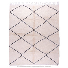 Load image into Gallery viewer, Bohemian Beige Sandstone Diamond Rug – Handwoven with Symmetrical Black Lined Diamond Pattern