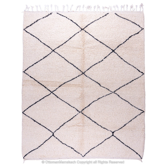 Bohemian Beige Sandstone Diamond Rug – Handwoven with Symmetrical Black Lined Diamond Pattern