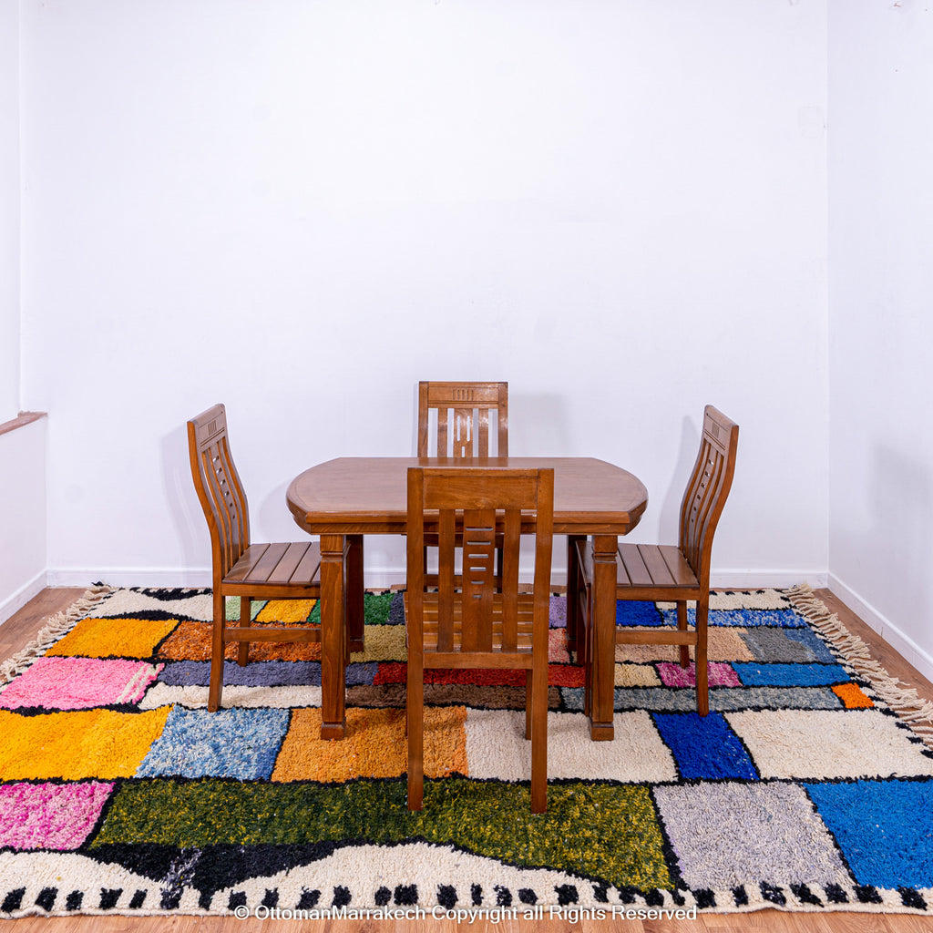 Modern Moroccan Area Rug: Fusion of Tradition and Trend