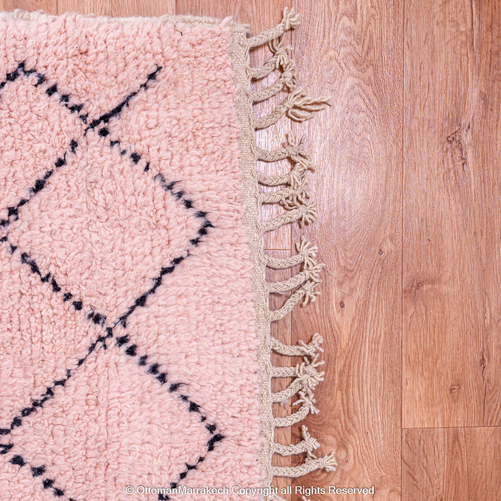 Trendy Moroccan Rug: Fashion-Forward Patterns and Hues