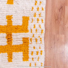 Load image into Gallery viewer, White Berber Rug with Geometric Saffron-Hued Patterns