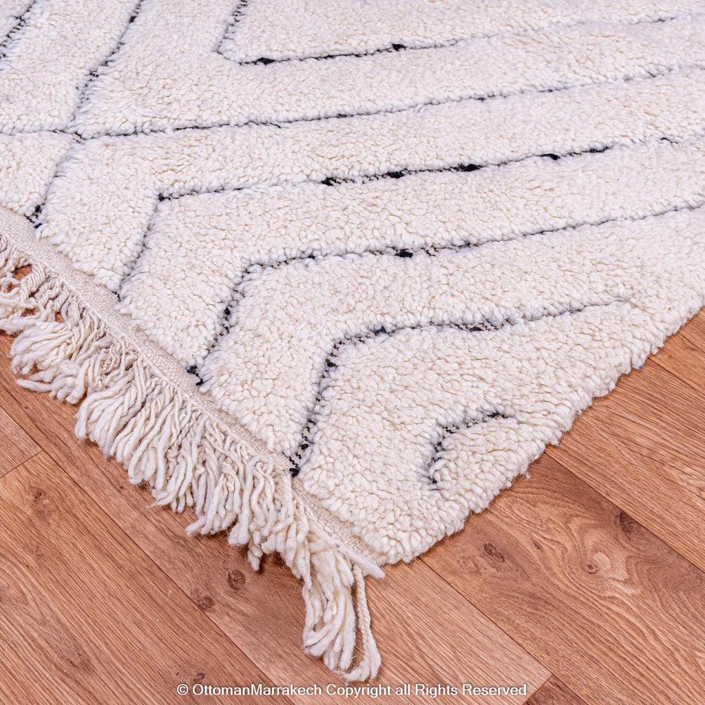 Eclectic Moroccan Tiled Diamond Rug: White Rug Black Diamonds Modern Flair