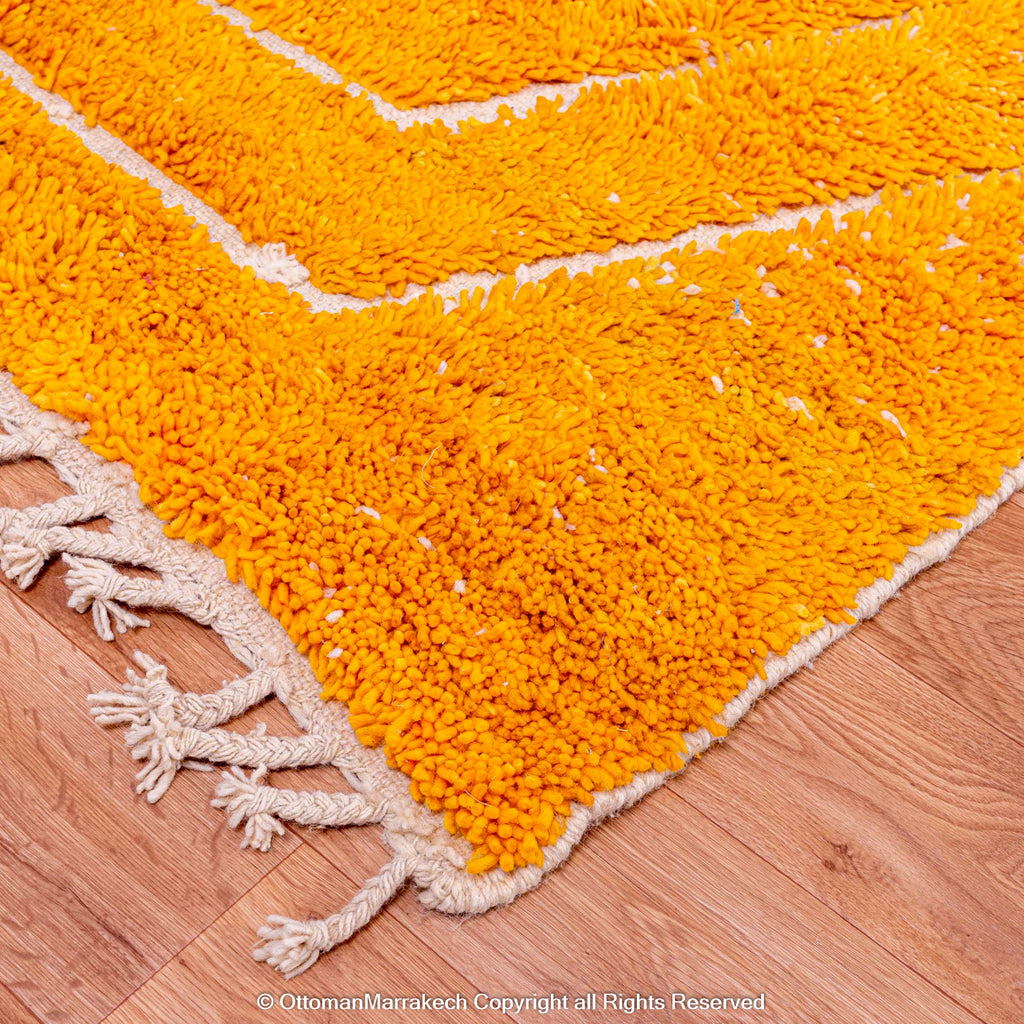 Modern Moroccan Orange Sunset Wool Rug: Soft Texture and Sophisticated Style