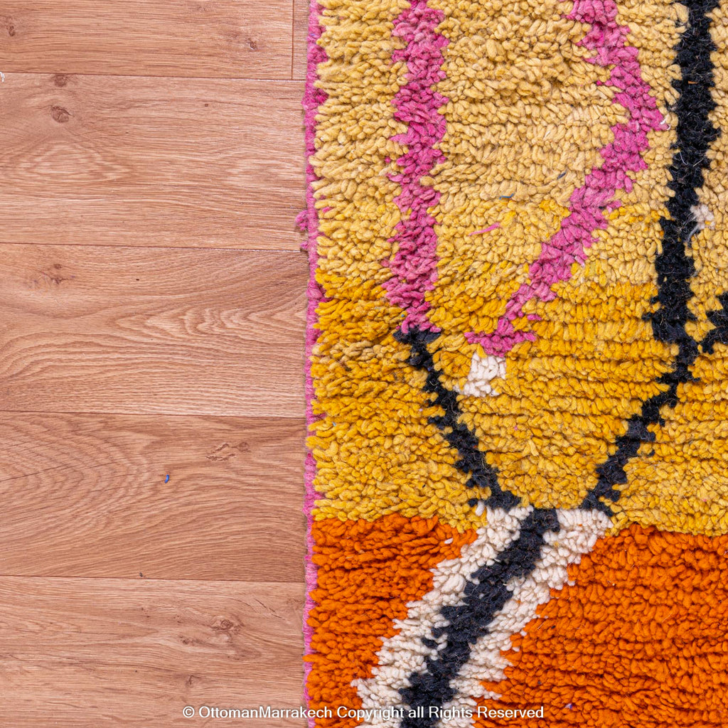 Modern Moroccan Wool Rug: Soft Texture and Luxurious Feel