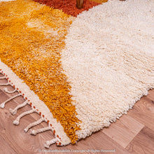 Load image into Gallery viewer, Moroccan Kilim Rug: Bohemian Vibes and Artisanal Craftsmanship