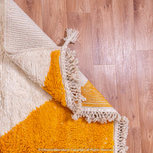 Load image into Gallery viewer, Moroccan Diamond Rug: Geometric Patterns and Eye-Catching Colors