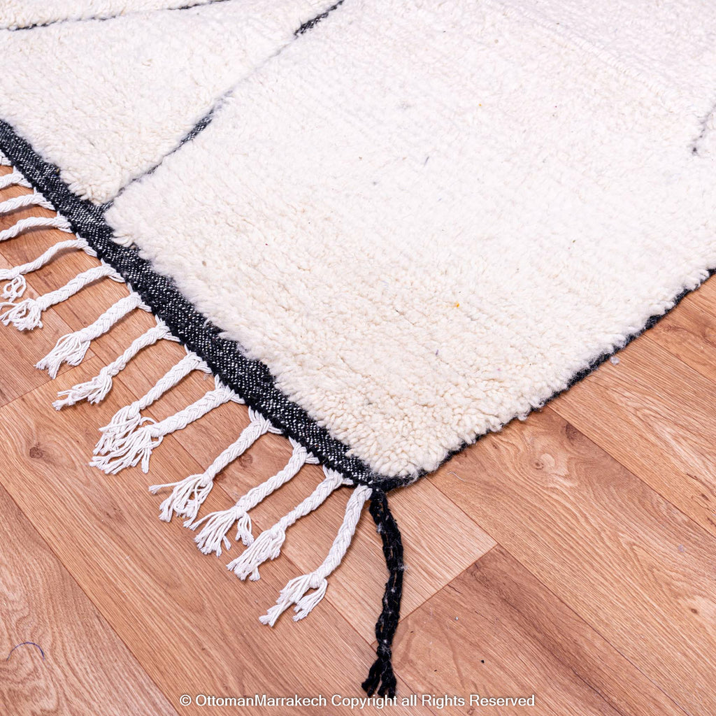 Moroccan Trellis Rug: Classic Design with a Modern Twist