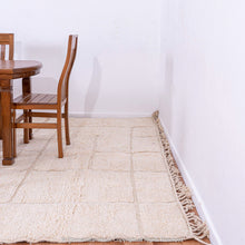 Load image into Gallery viewer, Moroccan Lattice Rug: Intricate Detailing and Elegant Style