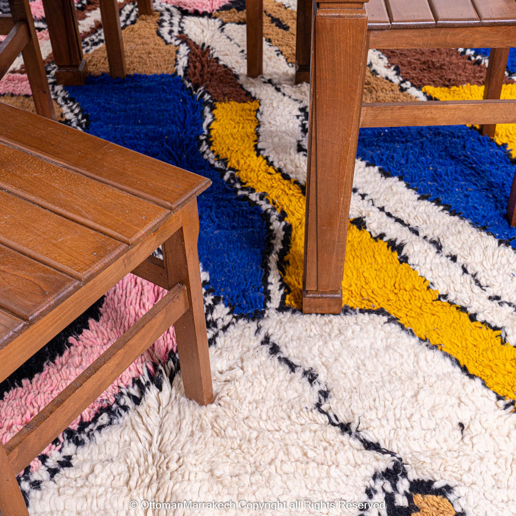 Moroccan Flatweave Rug: Lightweight and Versatile for Any Room