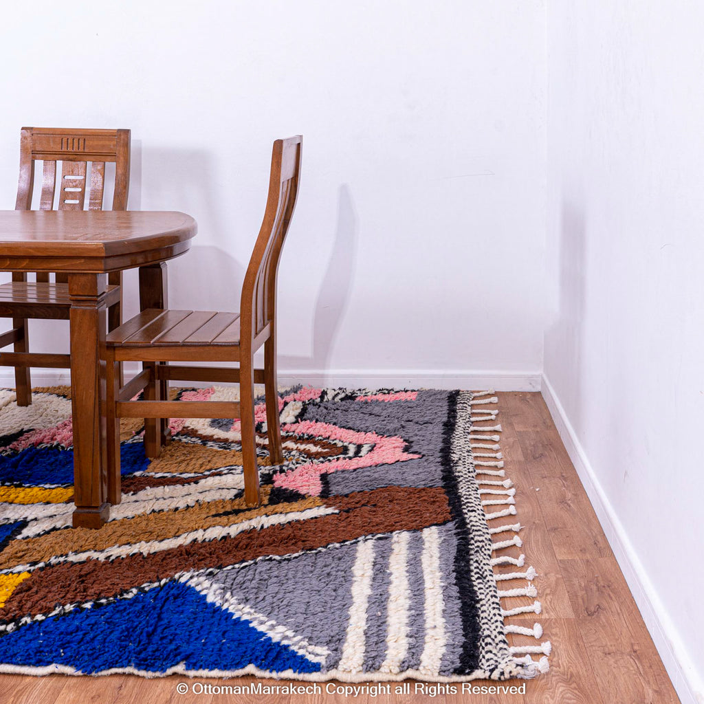 Moroccan Flatweave Rug: Lightweight and Versatile for Any Room