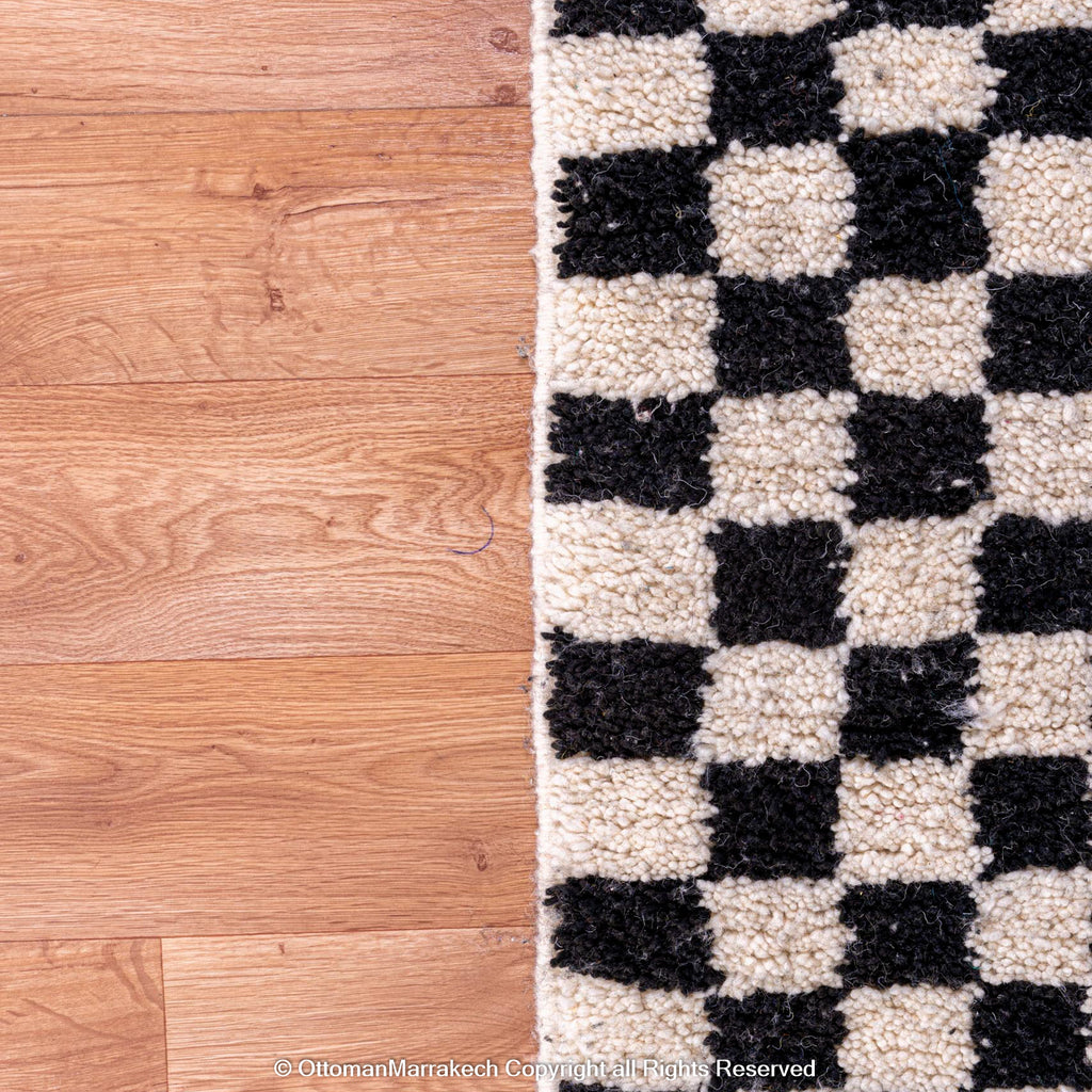 Moroccan Black and White Rug: Timeless Contrast and Sophistication