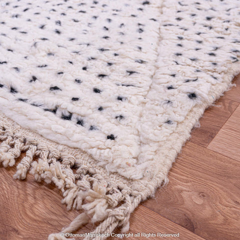 White Plush Wool Rug with Shaved Diamond Patterns and Black Dot