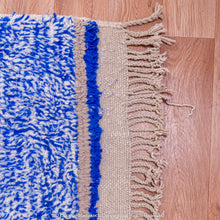 Load image into Gallery viewer, Moroccan Tribal Rug: Ethnic Charm for Today&#39;s Homes