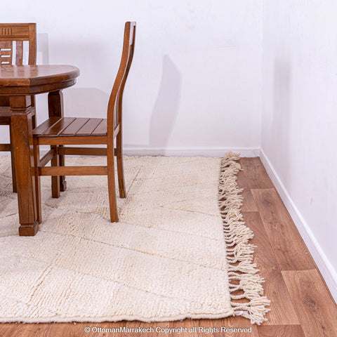 Beige Wool Rug with Shaved Geometric Diamond Pattern