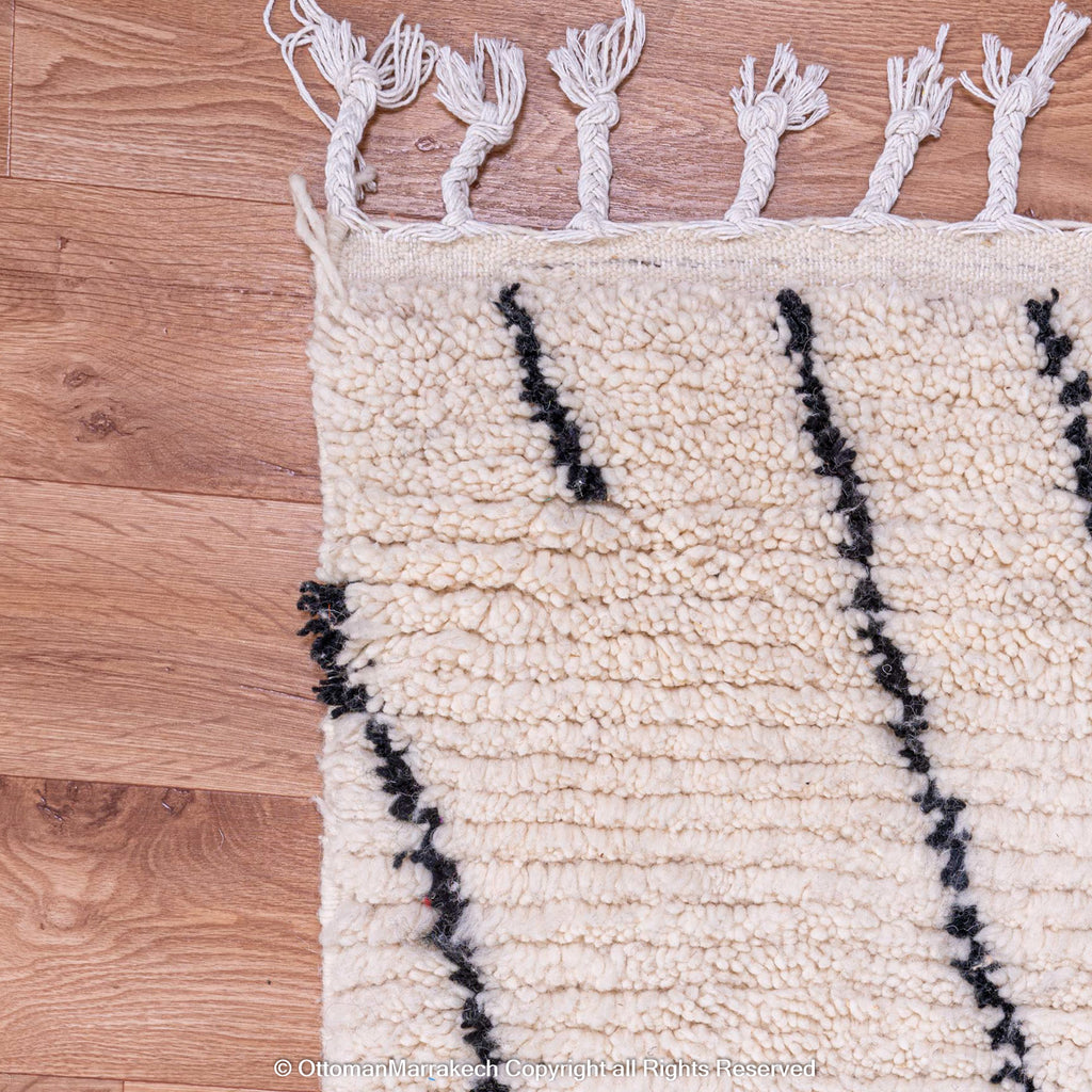 Moroccan Shag Rug: Cozy Comfort with Timeless Appeal