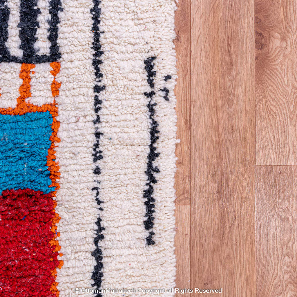 Moroccan Kilim Rug: Artisan Craftsmanship with Global Flair