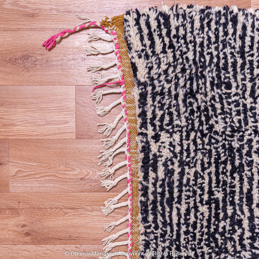 Moroccan Beni Ourain Rug: Luxurious Texture for Chic Interiors