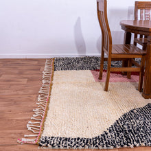 Load image into Gallery viewer, Moroccan Beni Ourain Rug: Luxurious Texture for Chic Interiors