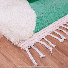 Load image into Gallery viewer, Moroccan Plush Rug: Softness and Comfort in Every Step