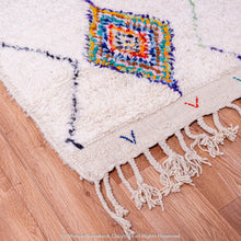 Load image into Gallery viewer, Moroccan Design Rug in Fresh, Contemporary Hues