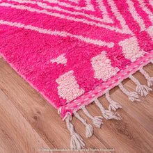 Load image into Gallery viewer, Moroccan French Rose Rug: Tie-Dye Patterns