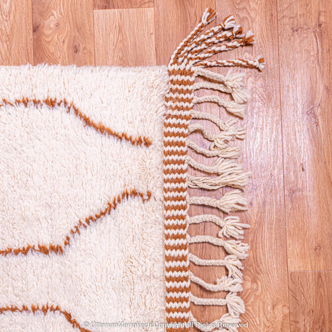 Ivory Moroccan Rug with Brown Vase Motifs