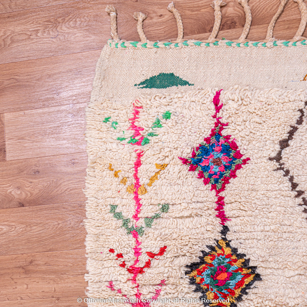 Handcrafted Moroccan Rug: Artisanal Beauty for Any Space