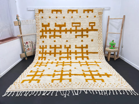 White Berber Rug with Geometric Saffron-Hued Patterns
