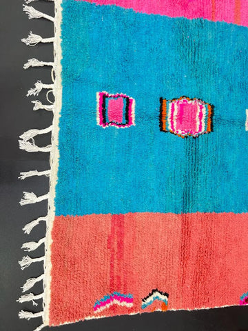 Atlas Harmony – Multicolored Moroccan Wool Rug with Geometric Patterns