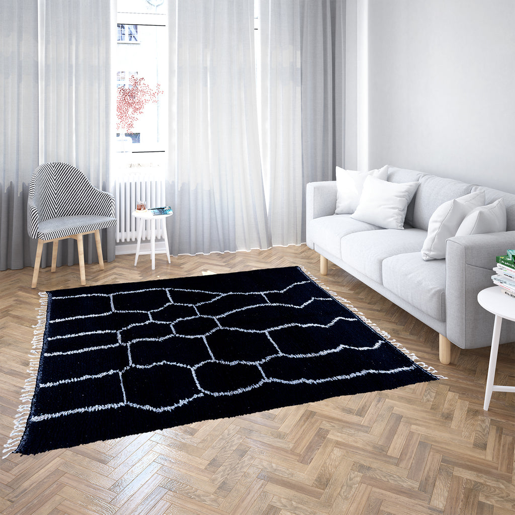 Moroccan Kilim Rug: Bohemian Flair in Modern Spaces