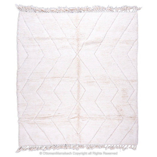 Beige Wool Rug with Shaved Geometric Diamond Pattern